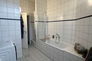Altbau: Traumwohnung im Medienhafen – Hammerstraße 26, 40219 Unterbilk, Düsseldorf – Vorschaubild 12