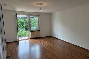 Moosach - Helle 5-Zimmer Maisonette-Whg. - Privatverkauf – Bunzlauer Straße 42a, 80992 Moosach-Bahnhof, München – Vorschaubild 3