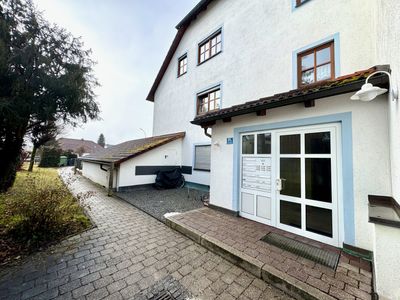 DG-Wohnung in Ergolding mit 2 Stellplätzen