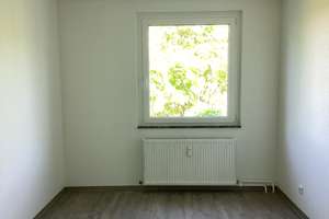 Mitten im Grünen! Schöne 3-Zimmer Wohnung mit Balkon – Donauschwabenstr. 1, 33609 Heepen, Bielefeld – Vorschaubild 9