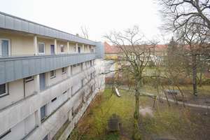 Freie Dachgeschosswohnung mit Balkon in ruhiger Lage von Berlin-Spandau – Die vollständige Adresse der Immobilie erhältst du vom Anbieter., 13587 Hakenfelde, Berlin – Vorschaubild 5