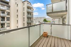 Urbaner Loft-Charakter am Wasser – architekturpreisgekröntes Wohnen im Osthafen – 60314 Ostend, Frankfurt am Main – Vorschaubild 8