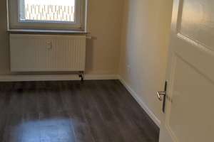 NEU*** Sanierte 3 Raum Balkon Wohnung – Weißenburgstraße 22, 42107 Elberfeld, Wuppertal – Vorschaubild 11