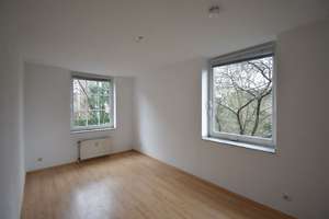 40 qm Terrasse! 4-Zimmer-Wohnung  mit EBK, Kamin & Doppelgarage für gehobene Ansprüche – Niederrheinstraße 16a, 40474 Stockum, Düsseldorf – Vorschaubild 17