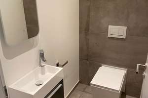 Moderne 3 Zimmer-Wohnung mit großer Loggia, Einbauküche und Tiefgaragenplatz in Wob-Wendschott! – Alte Schulstr. 31 C, 38448 Wendschott, Wolfsburg – Vorschaubild 14
