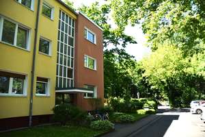 Schmuckstück !! 3-Zi-ETW u. EINZELGARAGE , mit Loggia, rundum Parks, – Die vollständige Adresse der Immobilie erhältst du vom Anbieter., 12207 Lichterfelde, Berlin – Vorschaubild 5