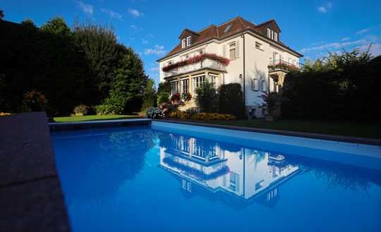 Eine beeindruckende Villa für Generationen 