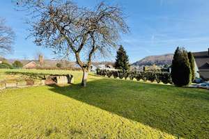 Charmantes Zweifamilienhaus in bevorzugter Aussichtslage! – Die vollständige Adresse der Immobilie erhältst du vom Anbieter., 51702 Bergneustadt – Vorschaubild 3