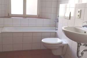 Die erste eigene Wohnung, mit Einbauküche, Balkon und Aufzug. – Kleine Lindenallee 5, 39108 Stadtfeld Ost, Magdeburg – Vorschaubild 7