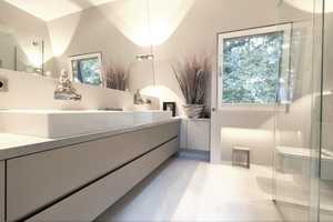 ARCHITEKTEN TOWNHOUSE AM HAGENPLATZ + INTERIOR DESIGNT + POOL + GARAGE + RUHIG LAGE + PRIVATVERKAUF – Berlin – Vorschaubild 7