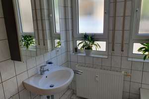 Schöne Drei-Zimmer-Wohnung mit Terrasse und Garten in guter Lage von Stuttgart Vaihingen – Die vollständige Adresse der Immobilie erhältst du vom Anbieter., 70563 Heerstraße, Stuttgart – Vorschaubild 11