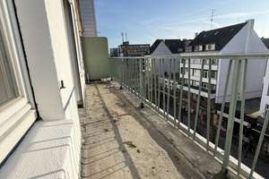 Rheinstr. 93/2 Zi-DG WHG mit geraden Wänden und Terrasse /Aufzug – Rheinstrasse 93, 47798 Stadtmitte, Krefeld – Vorschaubild 12