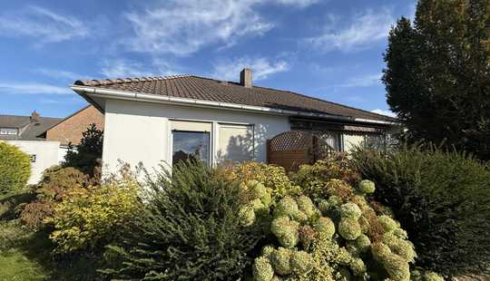 Bild von +++ Einfamilienhaus mit Garage, Garten und Terrasse +++