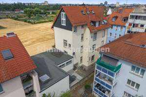 Mehrfamilienhaus mit 5 Wohnungen, Gewerbeanbau und 4 Garagenstellplätzen in F-Oberrad – 60599 Oberrad, Frankfurt am Main – Vorschaubild 4