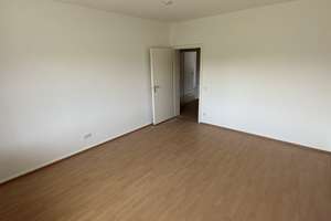 Helle 3-Zimmer-Wohnung mit Balkon in Duisburg-Neudorf – Sternbuschweg 188, 47057 Neudorf-Süd, Duisburg – Vorschaubild 2