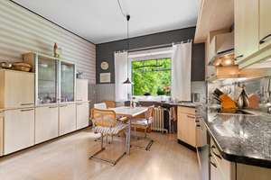 Wunderschöne Kaffeemühle mit direktem Zugang zum Wohldorfer Wald – Die vollständige Adresse der Immobilie erhältst du vom Anbieter., 22397 Wohldorf-Ohlstedt, Hamburg – Vorschaubild 6