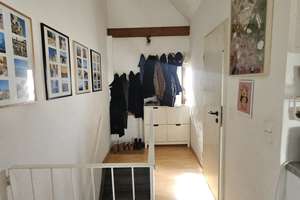 Helle, schön geschnittene Dachgeschosswohnung mit Balkon mit Aussicht ins Gr – Volmerswerther Straße 222, 40221 Bilk, Düsseldorf – Vorschaubild 8