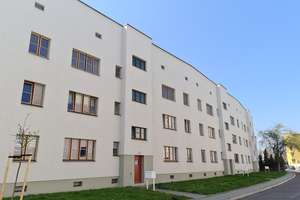 Schmuckstück in bester Lage - zum wohlfühlen, mit Balkon! – Reichelstr. 13, 39124 Neue Neustadt, Magdeburg – Vorschaubild 1