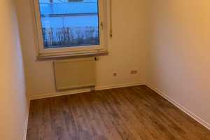 Großzügige Doppelhaushälfte mit Garage und neuer Gastherme in Kaltenbrunn – Neustadt a.d. Waldnaab (Kreis) – Vorschaubild 12