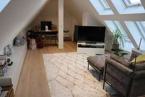 Exklusive Maisonettwohung im Dachgeschoss (5-Zimmer) mit Einbauküche in Düsseldorf – Die vollständige Adresse der Immobilie erhältst du vom Anbieter., 40476 Golzheim, Düsseldorf – Vorschaubild 10