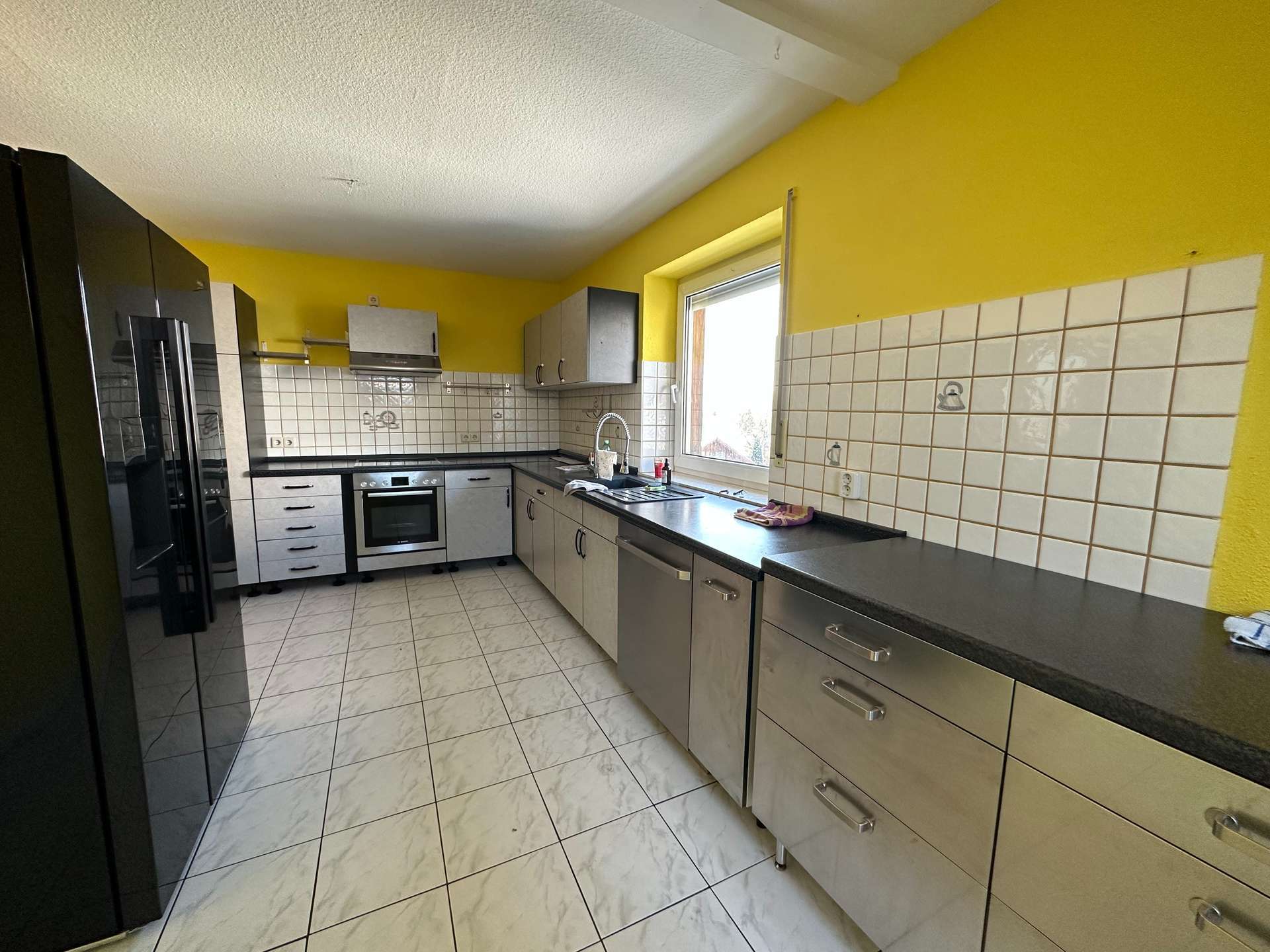 Immobilie in Wörth an der Donau - Großzügige Eigentumswohnung mit Gartenanteil in Wörth a. d. Donau - Bild 2