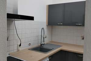 3-Zimmer-Wohnung in Chemnitz Markersdorf mit Einbauküche und großem Balkon  – Kurt-Schneider-Straße 22, 9122 Markersdorf, Chemnitz – Vorschaubild 4