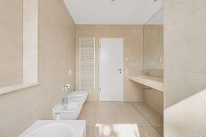 Exklusive barrierefreie 3-Zimmer-Gartenwohnung, 2 Terrassen, 2 TG-Stellplätze am Stadtwald – 50933 Braunsfeld, Köln – Vorschaubild 19