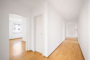 Bezugsfreie 3-Zimmer-Wohnung mit zwei Balkonen und Blick ins Grüne – Die vollständige Adresse der Immobilie erhältst du vom Anbieter., 80687 Sankt Ulrich, München – Vorschaubild 25