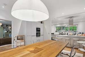 Wellness-Villa mit Indoor & Outdoor-Pool auf auf 1200m² in Forstwald – Die vollständige Adresse der Immobilie erhältst du vom Anbieter., 47804 Forstwald, Krefeld – Vorschaubild 8