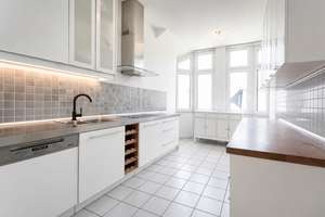 Exklusive 3-Zi. Maisonette Nähe Schloss Heltorf! Balkon! TG-Stellplatz! Auch als Kapitalanlage! – Die vollständige Adresse der Immobilie erhältst du vom Anbieter., 40489 Angermund, Düsseldorf – Vorschaubild 4