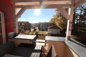 EXKLUSIVES WOHNKONZEPT ÜBER ZWEI EBENEN