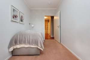 Attraktive 1,5-Zimmer-Wohnung mit Süd-Balkon und Tiefgaragenstellplatz in Hamburg-Lokstedt – Die vollständige Adresse der Immobilie erhältst du vom Anbieter., 22529 Lokstedt, Hamburg – Vorschaubild 9