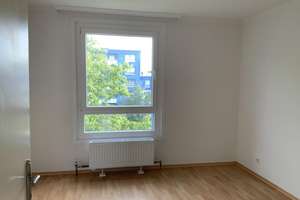 Einzugsbereite Familienwohnung mit perfekter Raumaufteilung – Tegeler Straße 13, 40789 Monheim am Rhein – Vorschaubild 1