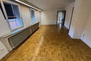 Viel Platz für Ihre Ideen: Großzügige 4-Zimmer-Wohnung in Oberhausen – Die vollständige Adresse der Immobilie erhältst du vom Anbieter., 46149 Buschhausen, Oberhausen – Vorschaubild 14