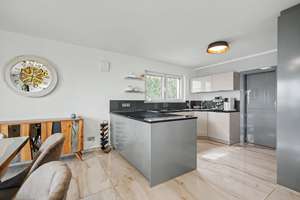 Exklusivität beginnt mit der Lage. Perfektion mit diesem Zuhause. – Die vollständige Adresse der Immobilie erhältst du vom Anbieter., 89081 Weststadt, Ulm – Vorschaubild 9
