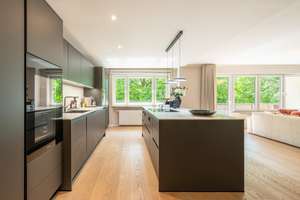 AIGNER - 56m² Dachterrasse: Moderne 4-Zimmer-Wohnung in sehr guter Lage von Bogenhausen – Die vollständige Adresse der Immobilie erhältst du vom Anbieter., 81679 Herzogpark, München – Vorschaubild 2