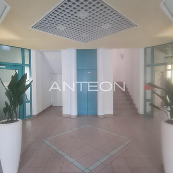 Arbeitswelten mit Weitblick | Flexibel & zentral I Beste Verkehrsanbindung