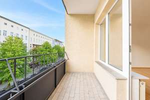 Bezugsfreie Etagenwohnung mit Aufzug, Balkon und PKW-Stellplatz im Gotzkowsky-Viertel! – Beusselstraße 9, 10553 Moabit, Berlin – Vorschaubild 2