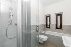 Property thumbnail 9