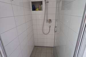 Hochwertiger, barrierefreier Bungalow mit Einliegerwohnung, zwei Garagen und Carport ab April 2027 v – Die vollständige Adresse der Immobilie erhältst du vom Anbieter., 94099 Ruhstorf an der Rott – Vorschaubild 15