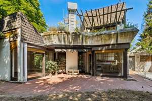 Architektenhaus mit zwei Wohneinheiten, Sauna, großem Grundstück und Waldrandlage zur Modernisierung – Die vollständige Adresse der Immobilie erhältst du vom Anbieter., 64289 Kranichstein, Darmstadt – Vorschaubild 49