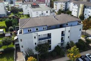 +WILEY+ Schicke Etagenwohnung mit 40 m² Wohnzimmer in ruhiger Wohnlage – Die vollständige Adresse der Immobilie erhältst du vom Anbieter., 89231 Neu-Ulm – Vorschaubild 2