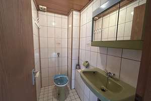 Charmante Doppelhaushälfte mit großzügigem Grundstück in Essen – Die vollständige Adresse der Immobilie erhältst du vom Anbieter., 45309 Kray, Essen – Vorschaubild 9