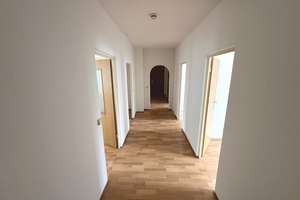 Wohnen, wie es zum Leben passt – 4 Räume mit Balkon! – Otto-Rothe-Str. 37, 7549 Lusan-Brüte, Gera – Vorschaubild 9