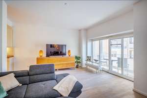 Möbliert: Großzügige 2-Zimmer Wohnung in ruhiger Innenhoflage  – Die vollständige Adresse der Immobilie erhältst du vom Anbieter., 80799 Universität, München – Vorschaubild 2