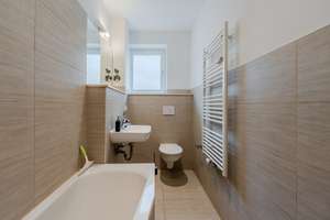 From 01.05 - Bright and Peaceful 3-rooms Apartment with Balcony – Die vollständige Adresse der Immobilie erhältst du vom Anbieter., 10715 Wilmersdorf, Berlin – Vorschaubild 25