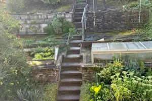 Schönes RMH 5 Zimmer, Wintergarten, Haustiere, Garten, Garage ab sofort – Ostendstraße 0, 74193 Heilbronn (Kreis) – Vorschaubild 3