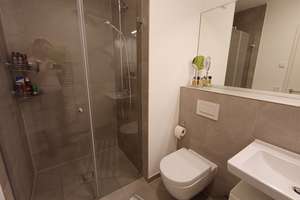 3-Zimmer, 2 Bäder, Einbauküche, 3 Jahre alt, FBH, Videogegensprechanlage, Handtuchheizkörper – Zenzel Mühsam-Str. 15, 81735 Neuperlach, München – Vorschaubild 36
