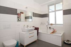 Großzügig geschnitten: 5-Zimmer-Wohnung- Hohenzollernhöfe-Neobarocker Stil – Fichtestraße 24, 67063 Friesenheim, Ludwigshafen am Rhein – Vorschaubild 3