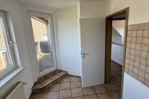  Helle 3-Zimmer-Dachgeschosswohnung (94 m²) – frisch renoviert in Köln-Kalk – Augsburger Strasse 2, 51103 Höhenberg, Köln – Vorschaubild 28